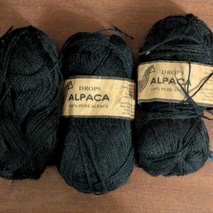 Black 100% Alpaca Yarn 50g Weight